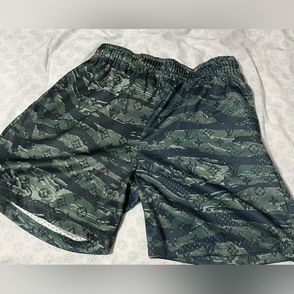 Street Market supply SIZE SMALL Shorts.
